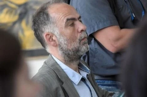 А заплатата на г-н Тома Белев от какво идва?
