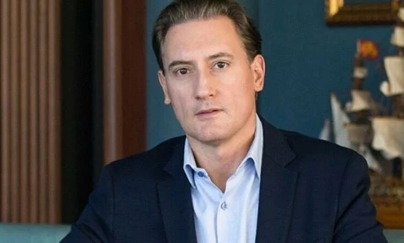 Кирил Домусчиев завежда дело за клевета срещу Васил Божков