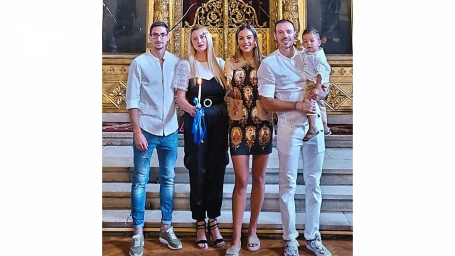 Ваня Щерева кръсти сина на Петканови