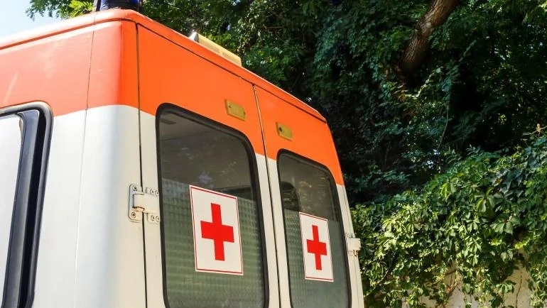 Повдигащо съоръжение пропадна в Благоевград, има пострадали