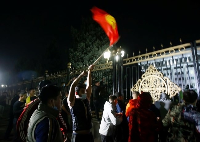 Протести обхванаха и Киргизстан