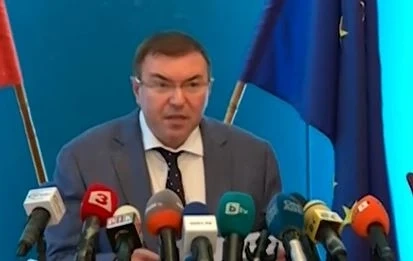 Отпада PCR тестът след карантината, обмислят и намаляването й