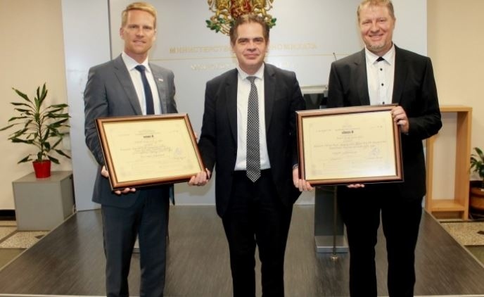 Връчиха сертификат за инвестиция от 8 729 000 лв. на световен автомобилен доставчик