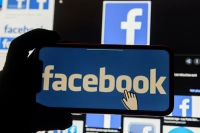 Facebook ще премахва съдържание, отричащо Холокоста