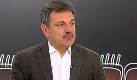 Д-р Симидчиев: Носенето на маски може да намали до 30% честотата на новозаразените