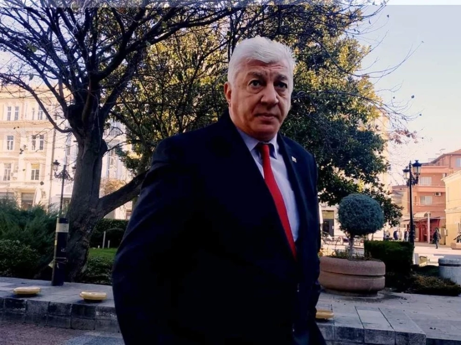 Състоянието на Здравко Димитров, заразен с COVID-19, се влоши, влиза в болница