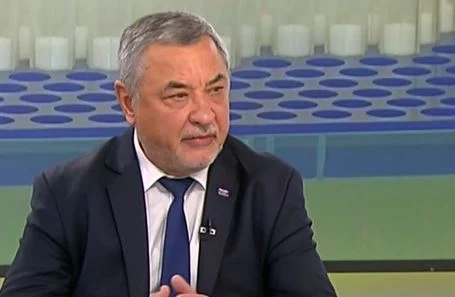 Симеонов: Здравната система е опасно претоварена