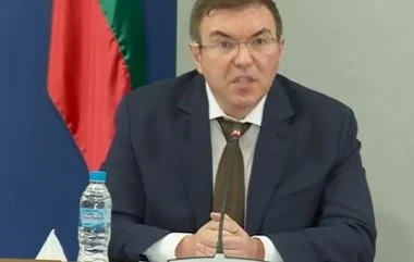 Министър Ангелов: Навлизаме в изключително сериозна фаза на епидемията (НА ЖИВО)