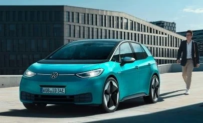 Продажбите на е-автомобилите в Германия нараснаха с 365% за октомври  