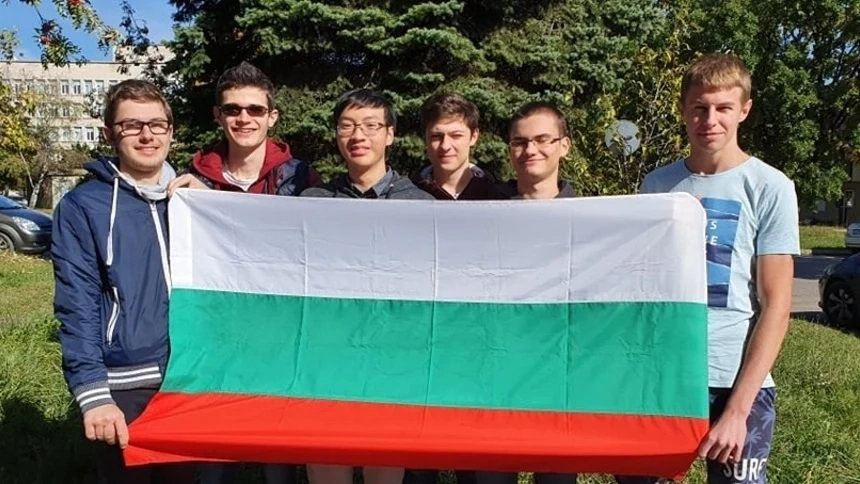 България взе 6 медала на Балканската олимпиада по математика 