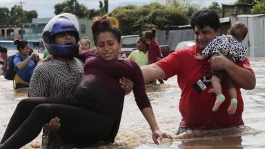  Ураганът Ета взе десетки жертви и в Мексико