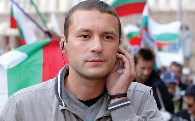 Министър Ангелов си назначи протестър от БТВ за пресаташе