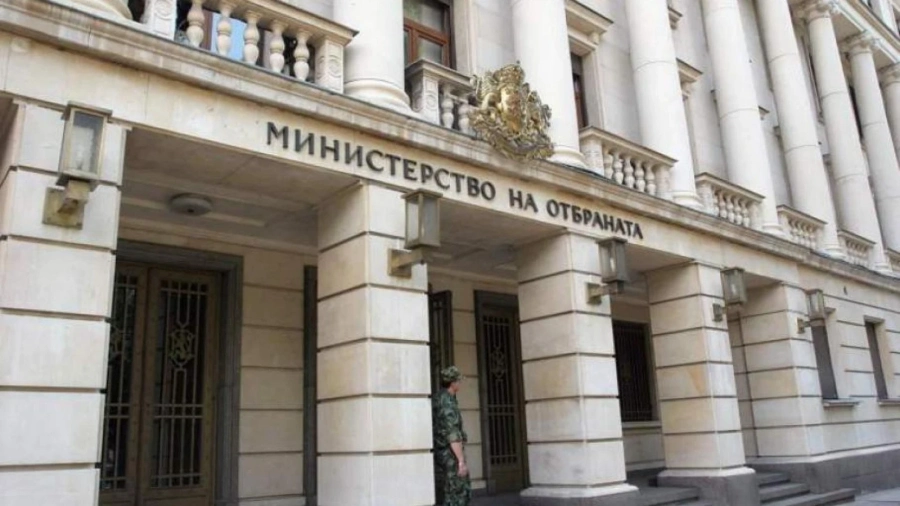 Утре подписваме договорите за корабите за ВМС