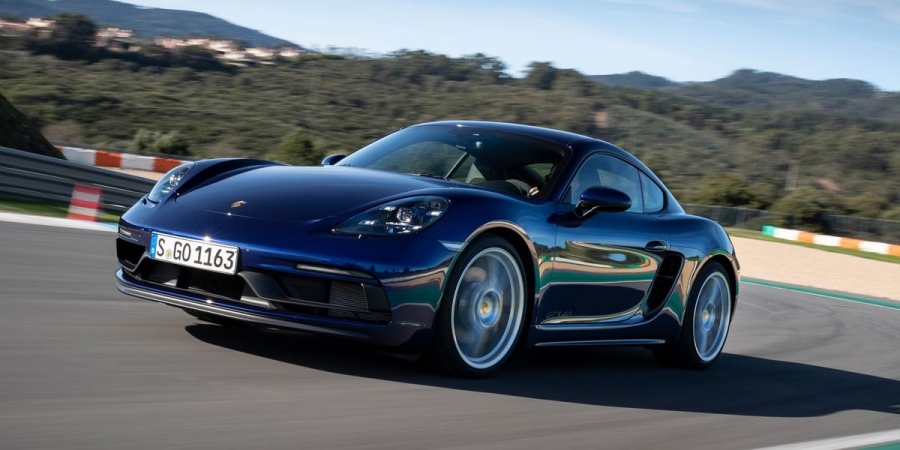  Porsche разработва синтетично гориво