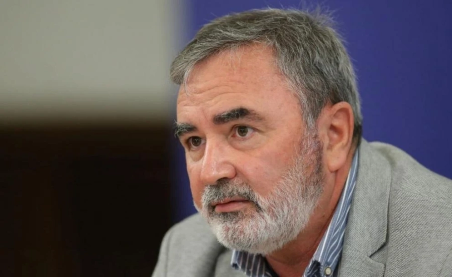 Доц. Кунчев: Спазваме тези мерки или минаваме към по-строги