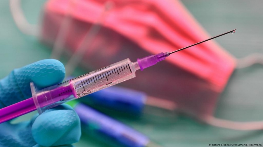Великобритания стартира ваксинация срещу коронавирус на 7 декември