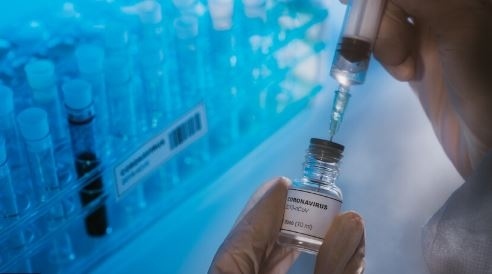 ЕК: Унгария ще прилага на своя отговорност руската COVID ваксина