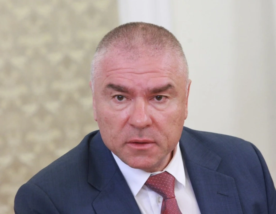 Веселин Марешки: Радев иска само твърдите ядра да отидат на избори
