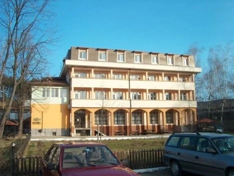 Огнище на COVID-19 в дом за стари хора в Трявна