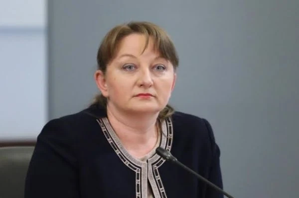 Деница Сачева: Много са крехки тенденциите, за да отпуснем мерките
