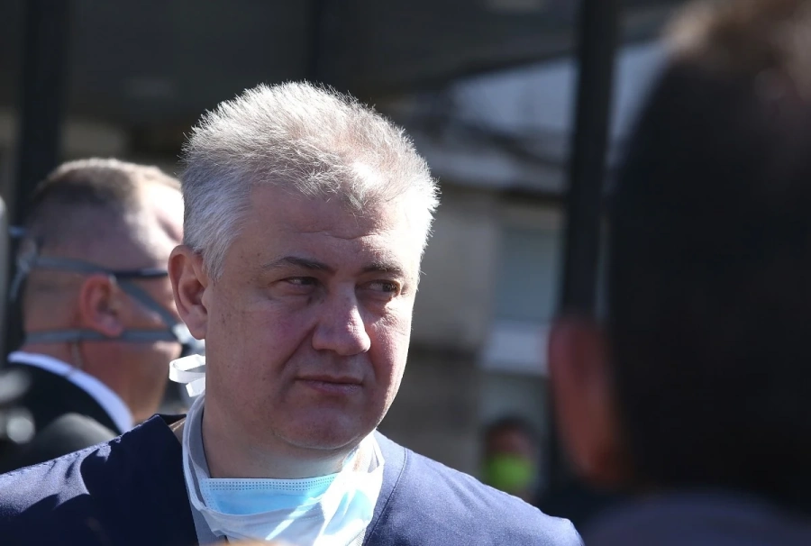 Проф. Балтов се ваксинира срещу COVID-19: Чувствам се както преди