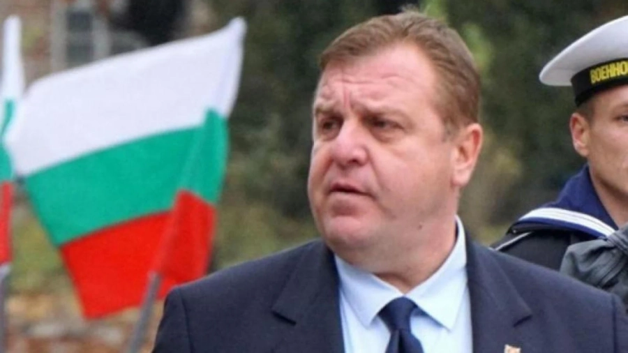  Каракачанов поздрави военните