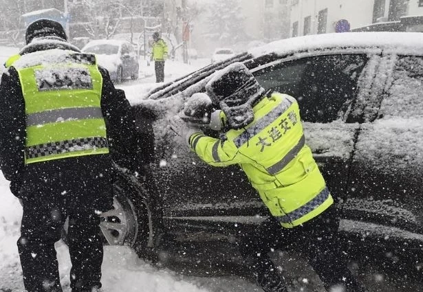Невиждан от векове студ скова Пекин