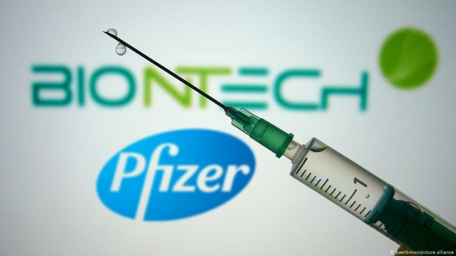 Pfizer и BioNTech ще произведат 2 милиарда дози от тяхната COVID ваксина през 2021 г.