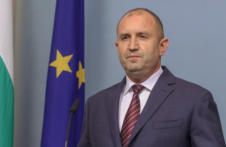 Радев започва консултации с парламентарно представени партии