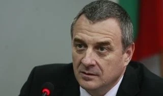 Бивш министър: Колкото и да е силно едно задкулисие, то би повлияло около 10% върху изборите