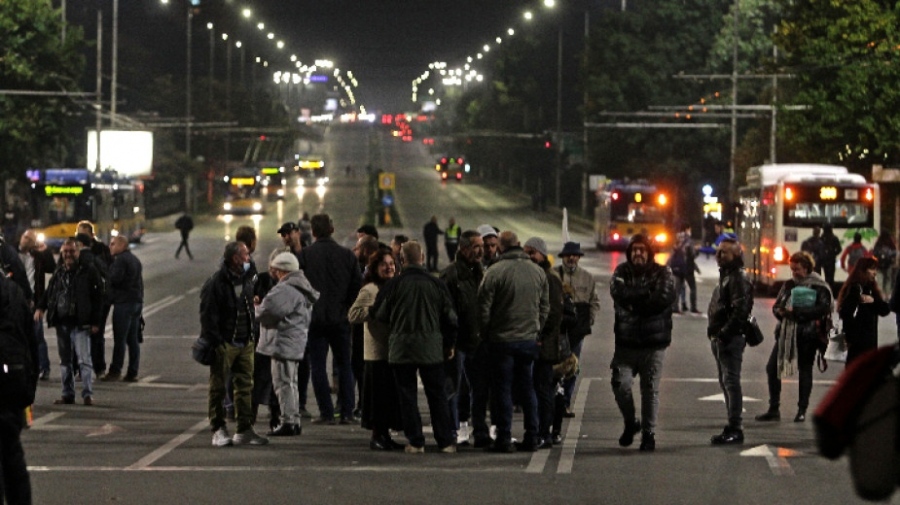 Антиправителствена демонстрация отново блокира Орлов мост