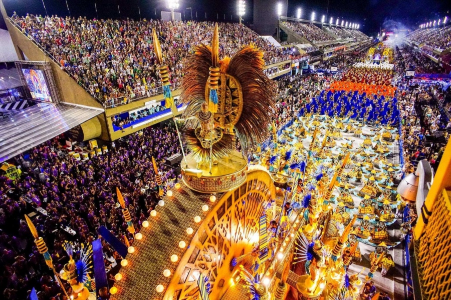 Отменя се карнавалът в Рио де Жанейро