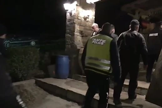 Близо 120 души празнуваха в ресторант край Поморие (КАДРИ)