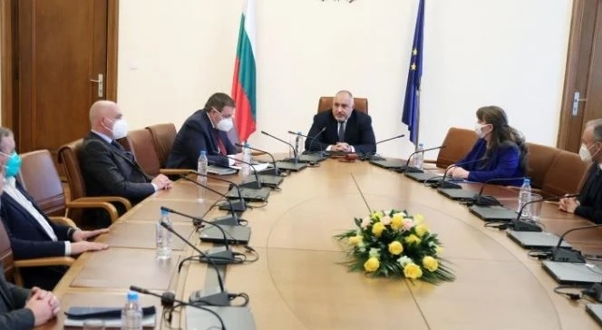 До края на февруари ще има електронен регистър на желаещите ваксина