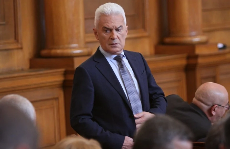 Волен Сидеров отново срещу ВМРО и НФСБ