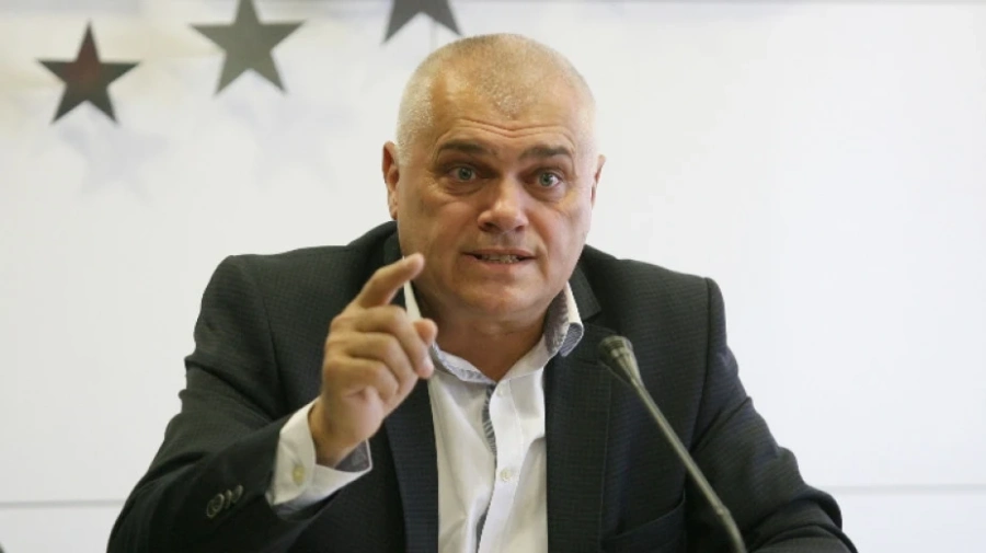 Валентин Радев: ОЛАФ казва, че са подменени критериите по поръчката при служебното правителство