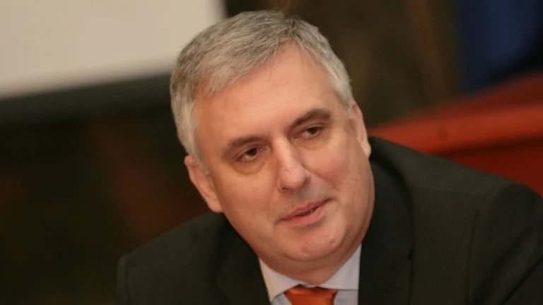 Калфин: И ГЕРБ трябва да поеме вината за скандала с джиповете