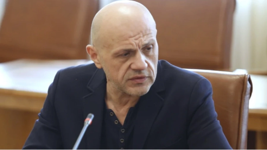 Дончев: Не са водени предизборни разговори с ДБ