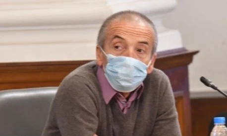 Доц. Мангъров: Някой манипулира хората безобразно, при свинския грип никой не носеше маски