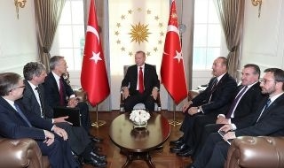 Нов скандал Турция-САЩ! Привикаха спешно посланика в Анкара