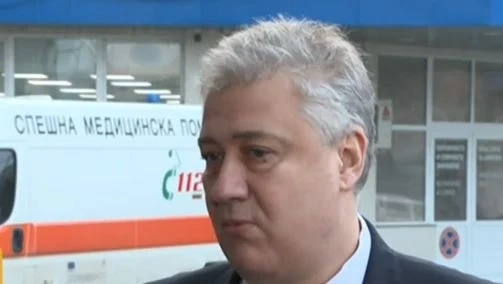 Директорът на Пирогов: Не повече от 50 грама алкохол 24 часа преди и след ваксината