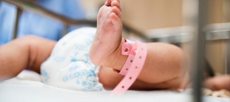 Бебе с антитела срещу COVID-19 се роди в софийска болница