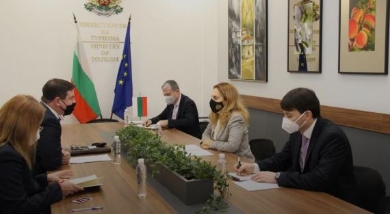 Марияна Николова: Обединеното кралство е приоритетен туристически пазар за България