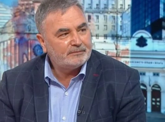 Доц. Кунчев: Британският щам атакува с обилна хрема. Има разпространение на вируса  в детски градини и училища