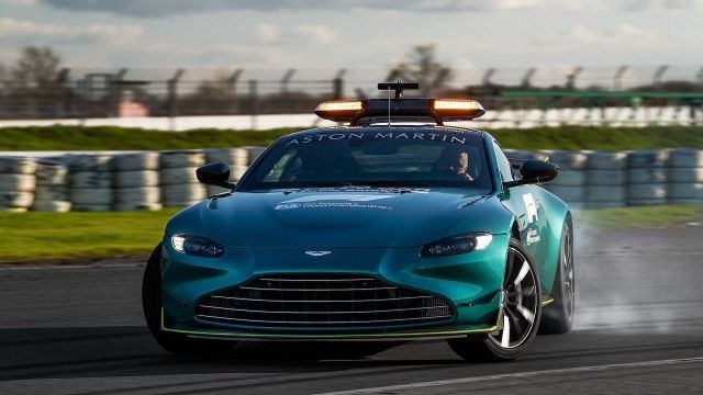 Aston Martin Vantage е новата кола за сигурност във Формула 1