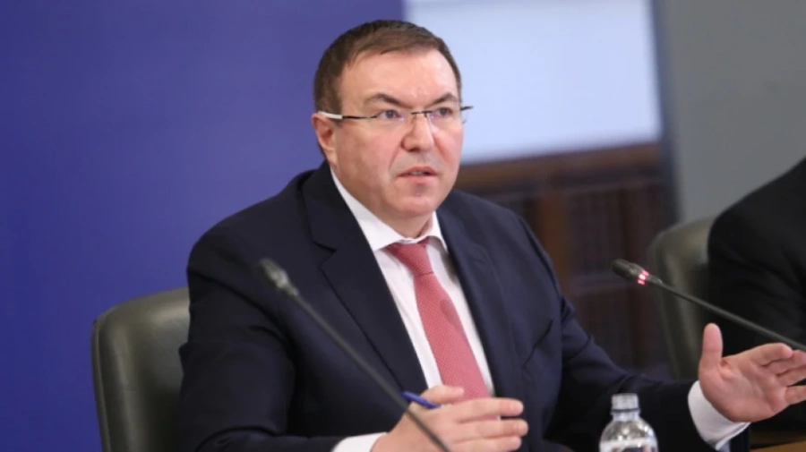 Обмислят връщане на строги мерки