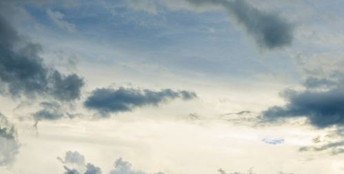 Днес облачно с валежи от дъжд. Максималните температури ще са между 10° и 17°