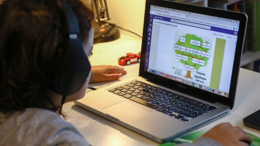 Превръщат ли се децата в основна жертва на пандемията