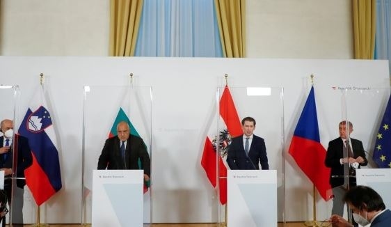 Борисов за ваксините: Или намираме решение в ЕС, или правим като Орбан