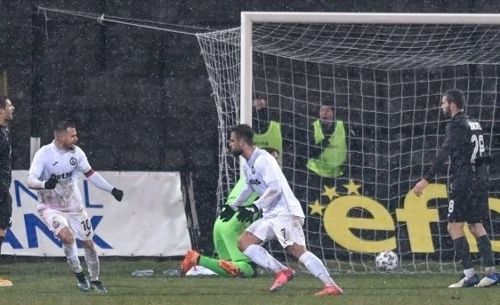 Славия би Левски с 2:1 и се класира за полуфиналите